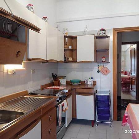 Apartamento Down Town Emily La Spezia Exterior foto