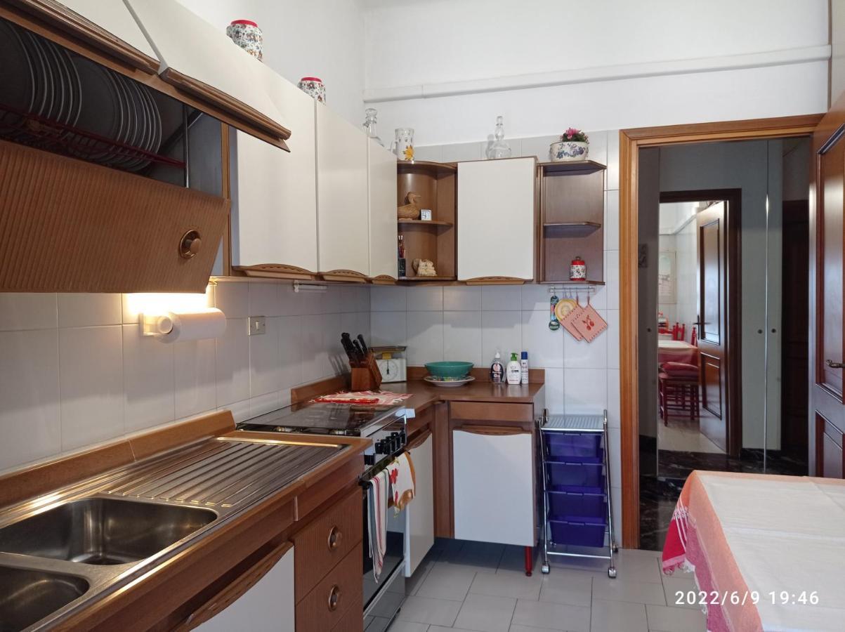 Apartamento Down Town Emily La Spezia Exterior foto