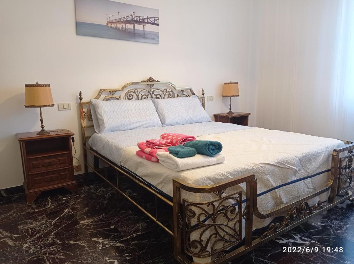 Apartamento Down Town Emily La Spezia Exterior foto
