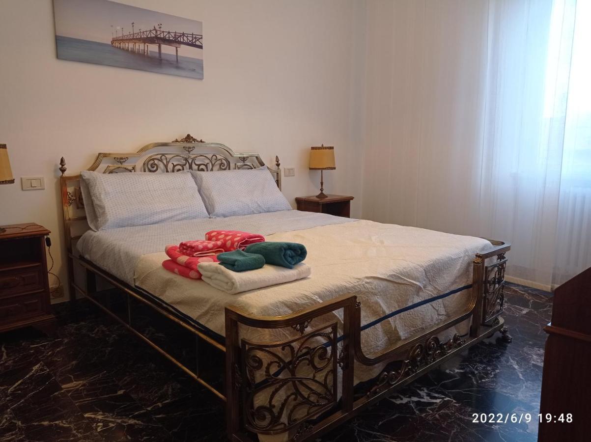 Apartamento Down Town Emily La Spezia Exterior foto