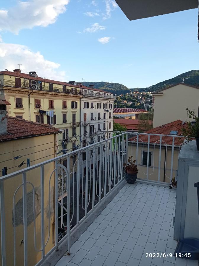 Apartamento Down Town Emily La Spezia Exterior foto
